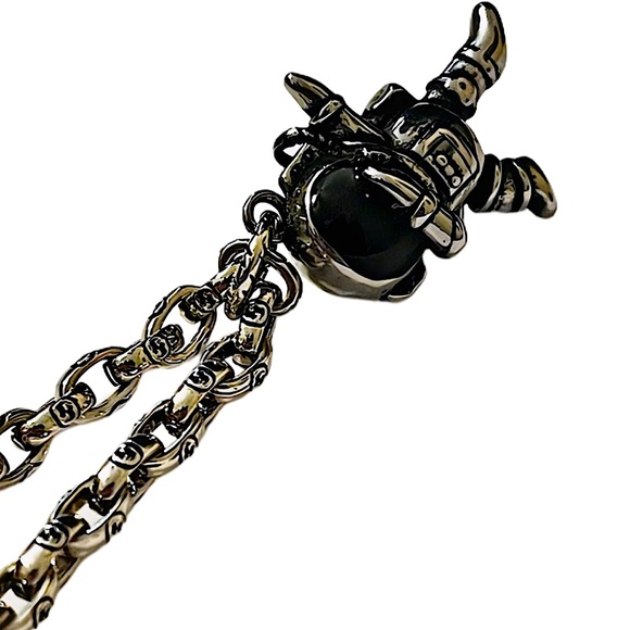 Authentic Gucci Sterling Silver Interlocking GG Chain Astronaut Pendant Necklace - Picture 6 of 11